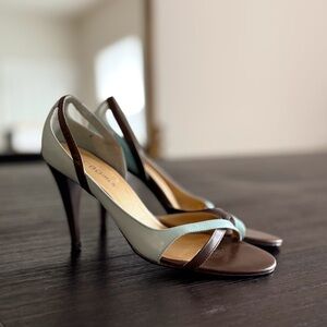 Y2K Vintage BCBG Girls Brown and Mint Blue Slingback Heels